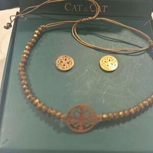 Cat & Cat beaded bracelet and matching earrings copper color.